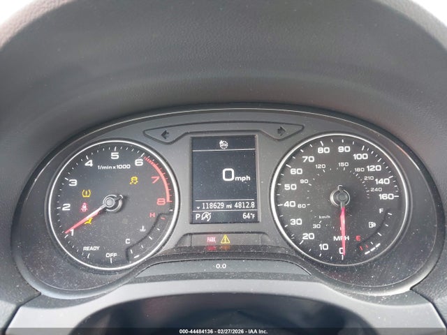 44484136 :رقم المزاد ، WAUB8GFF8J1021211 vin ، 2018 Audi A3 2.0t Premium/2.0t Tech Premium مزاد بيع