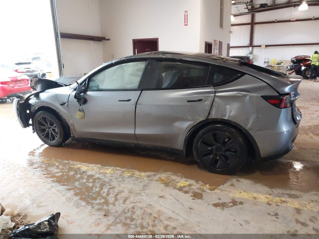 Aukcja sprzedaży 2025 Tesla Model Y Long Range Dual Motor Rear-wheel Drive, vin: 7SAYGDED6SA363697, numer aukcji: 44484138