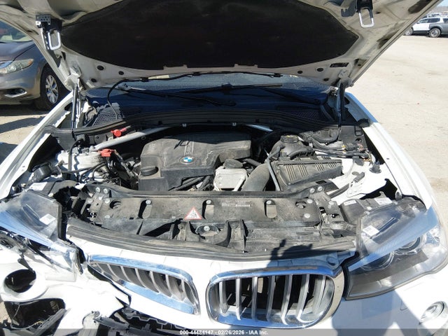 2016 BMW X3 5UXWX9C59G0D64737 Photo 9