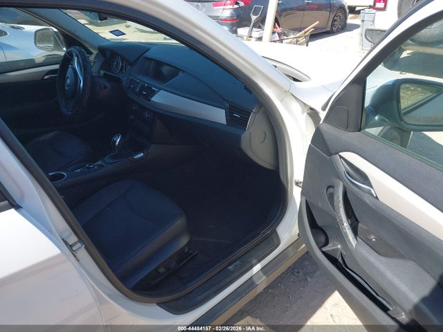 Продажа на аукционе авто 2014 Bmw X1 Xdrive28i, vin: WBAVL1C55EVY22729, номер лота: 44484157