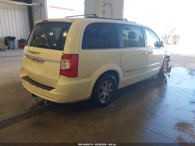 44484174 :رقم المزاد ، 2C4RC1BGXDR577791 vin ، 2013 Chrysler Town & Country Touring مزاد بيع