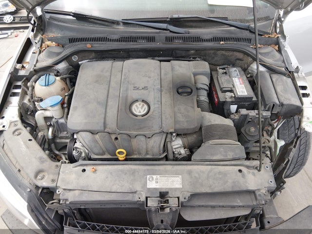 Продаж на аукціоні авто 2011 Volkswagen Jetta 2.5l Se, vin: 3VWDX7AJ6BM327772, номер лоту: 44484178