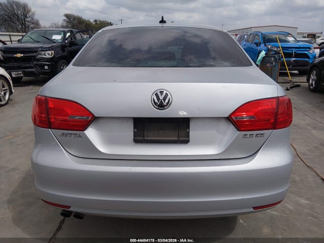 Продаж на аукціоні авто 2011 Volkswagen Jetta 2.5l Se, vin: 3VWDX7AJ6BM327772, номер лоту: 44484178
