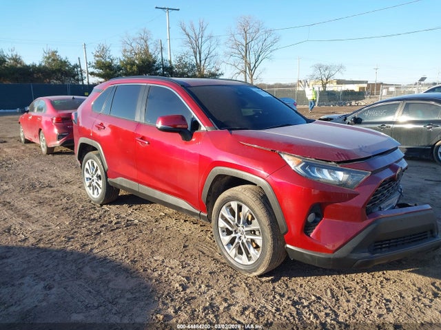 2021 Toyota Rav4 Xle Premium მანქანა იყიდება აუქციონზე, vin: 2T3A1RFV4MW241778, აუქციონის ნომერი: 44484200
