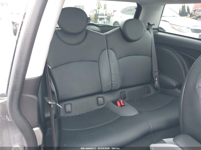 2008 MINI COOPER S WMWMF735X8TV36445 Photo 7