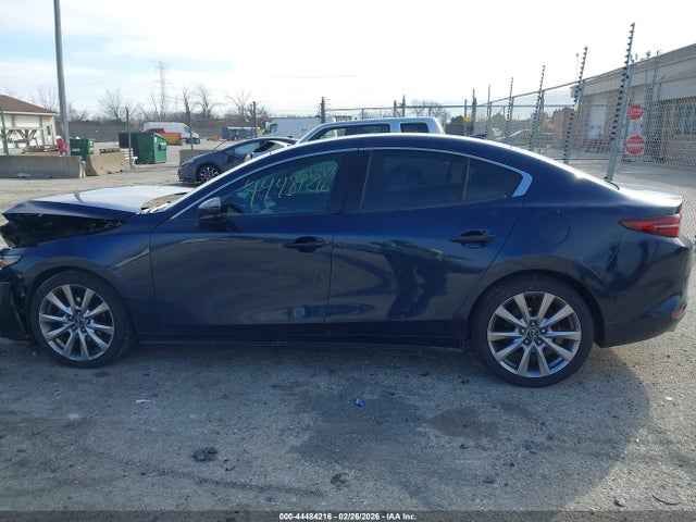 Продажа на аукционе авто 2020 Mazda Mazda3 Premium Package, vin: 3MZBPBEM9LM117490, номер лота: 44484216