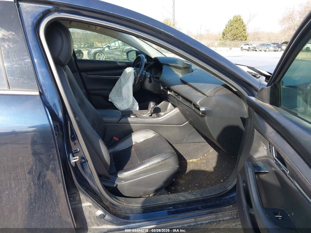 Продажа на аукционе авто 2020 Mazda Mazda3 Premium Package, vin: 3MZBPBEM9LM117490, номер лота: 44484216