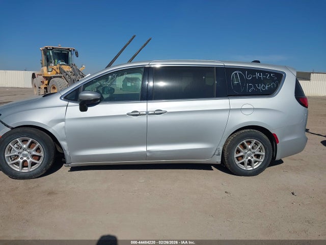 Chrysler Pacifica Touring L 2023 2C4RC1BGXPR613094 Image 14