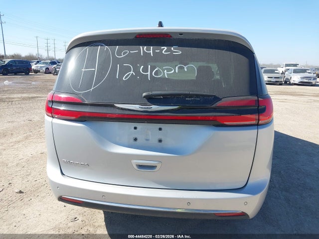 Chrysler Pacifica Touring L 2023 2C4RC1BGXPR613094 Image 16