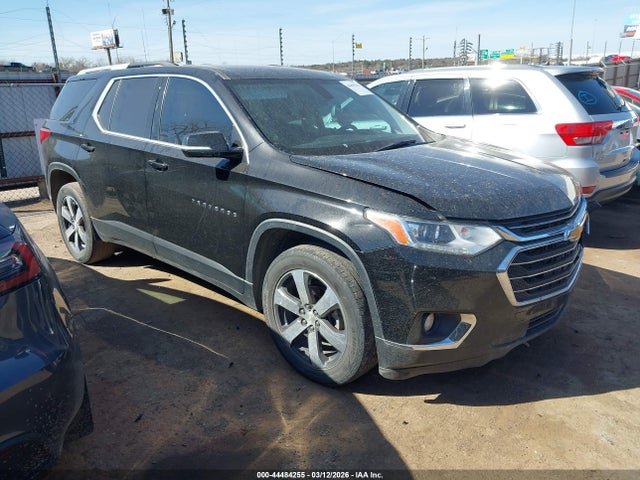 Продаж на аукціоні авто 2018 Chevrolet Traverse 3lt, vin: 1GNERHKW6JJ221827, номер лоту: 44484255