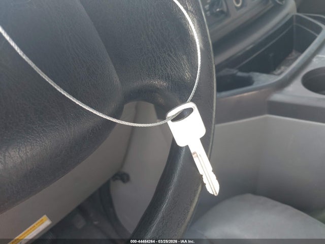 2010 FORD E-250 1FTNE2EL5ADA19644 Photo 10