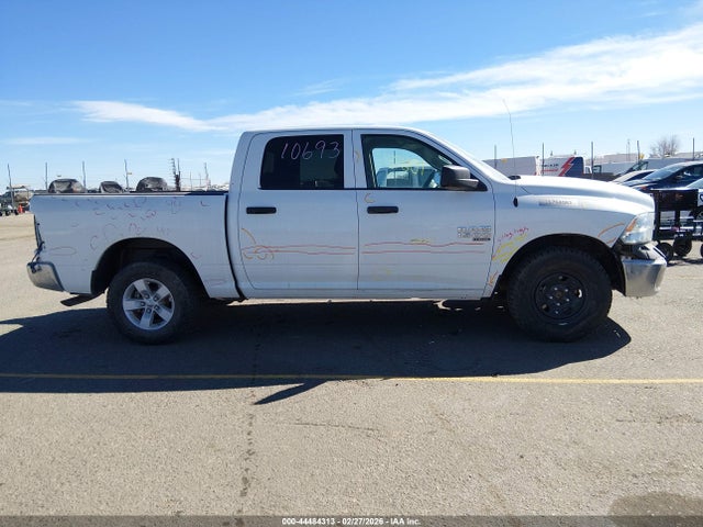 44484313 :رقم المزاد ، 3C6RR7LG1NG330772 vin ، 2022 Ram 1500 Classic Slt  4x4 5'7 Box مزاد بيع