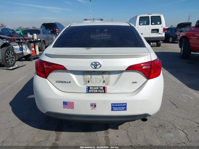 Toyota COROLLA SE 2017 5YFBURHE2HP662634 Image 16
