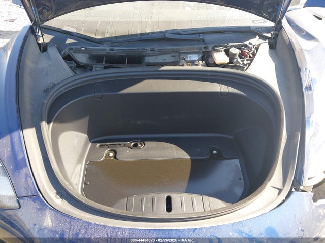 Продажа на аукционе авто 2018 Tesla Model 3 Long Range/performance, vin: 5YJ3E1EB7JF147773, номер лота: 44484320