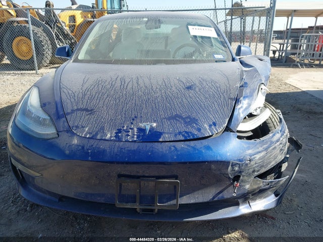 Продажа на аукционе авто 2018 Tesla Model 3 Long Range/performance, vin: 5YJ3E1EB7JF147773, номер лота: 44484320