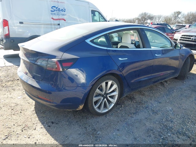 Продажа на аукционе авто 2018 Tesla Model 3 Long Range/performance, vin: 5YJ3E1EB7JF147773, номер лота: 44484320