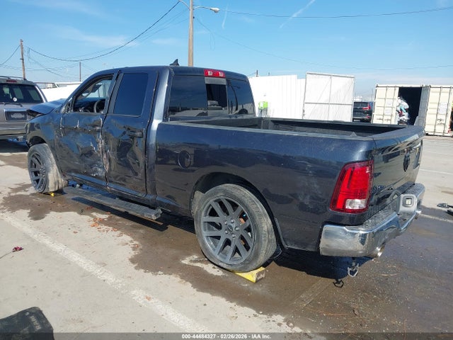 2017 RAM 1500 1C6RR6HT9HS805405 Photo 2