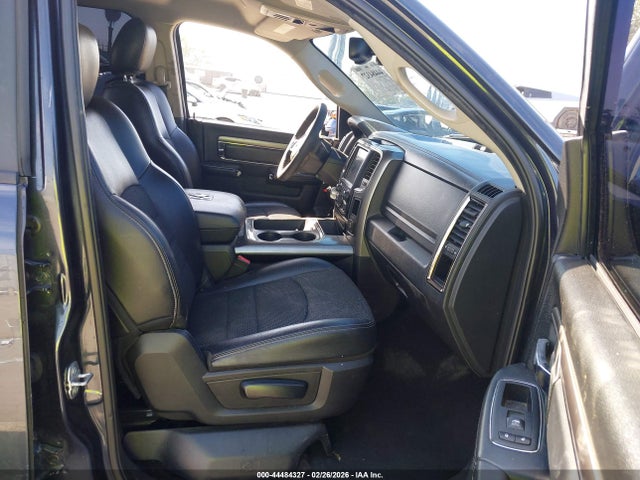 2017 RAM 1500 1C6RR6HT9HS805405 Photo 4