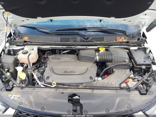 44484353 :رقم المزاد ، 2C4RC1BG8RR202795 vin ، 2024 Chrysler Pacifica Touring L مزاد بيع