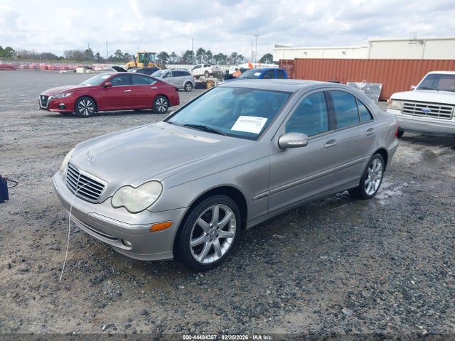 44484357 :رقم المزاد ، WDBRF40J73F418559 vin ، 2003 Mercedes-benz C 230 Kompressor Sport مزاد بيع