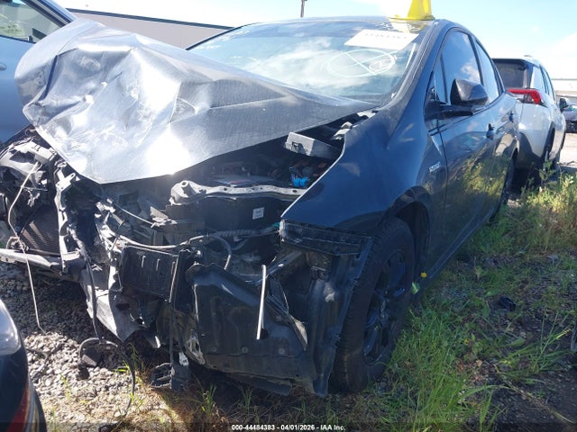 JTDKARFU4L3118334 Toyota Prius Le