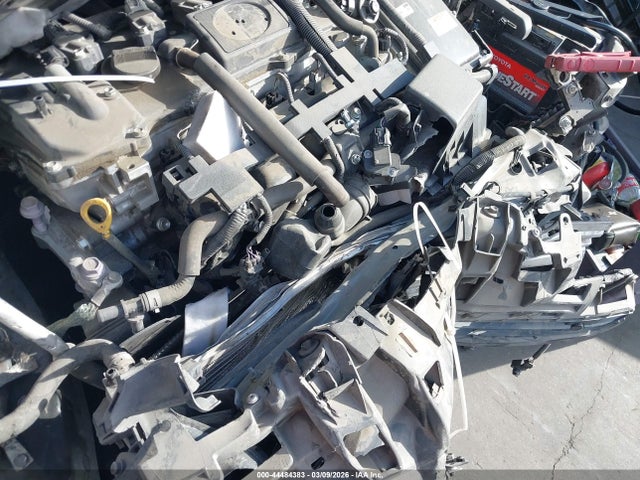 JTDKARFU4L3118334 Toyota Prius Le