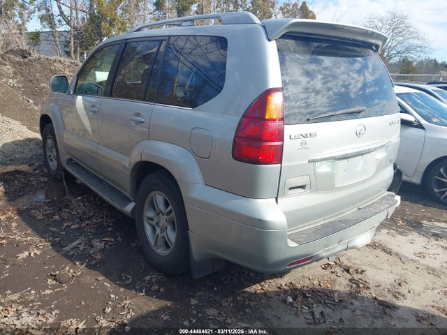 2005 LEXUS GX 470 JTJBT20X350079371 Photo 2