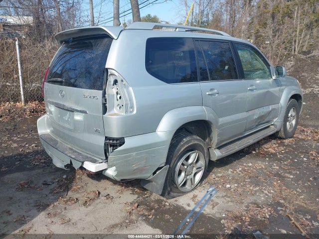 2005 LEXUS GX 470 JTJBT20X350079371 Photo 3