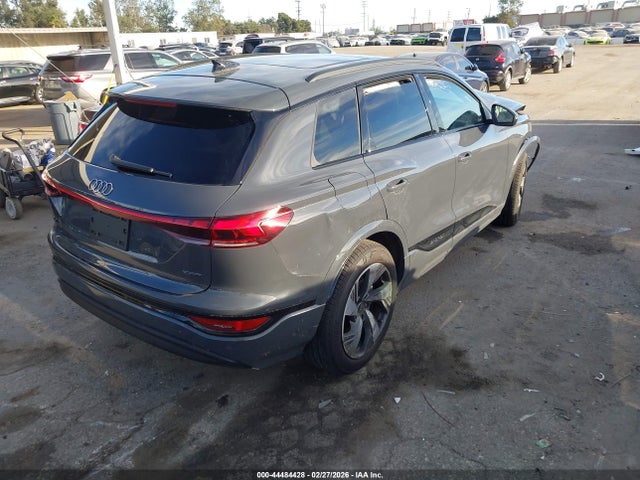 Aukcja sprzedaży 2025 Audi Q6 E-tron Premium Quattro, vin: WA114BGF1SA031568, numer aukcji: 44484428