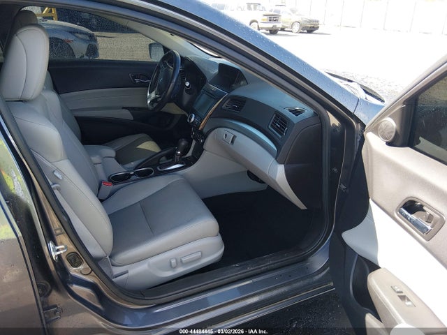 Продажа на аукционе авто 2017 Acura Ilx Premium Package/technology Plus Package, vin: 19UDE2F77HA006887, номер лота: 44484445