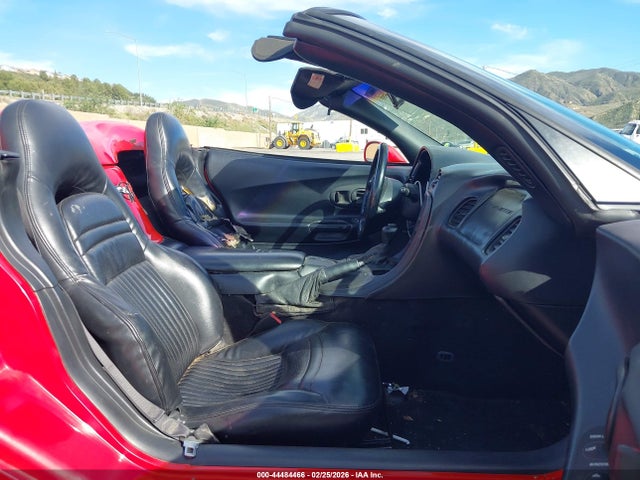 44484466 :رقم المزاد ، 1G1YY32G8W5110998 vin ، 1998 Chevrolet Corvette مزاد بيع