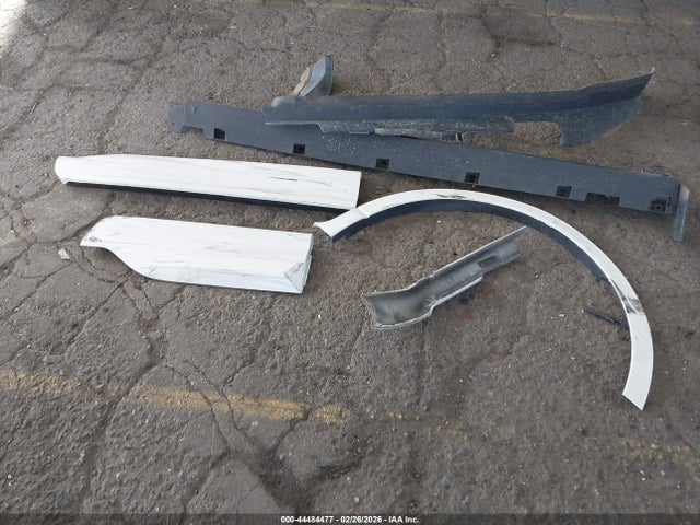 1FMCU0MN8PUA84414 Ford Escape St-line