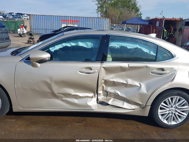 44484481 :رقم المزاد ، 58ABK1GG3GU008208 vin ، 2016 Lexus Es 350 مزاد بيع