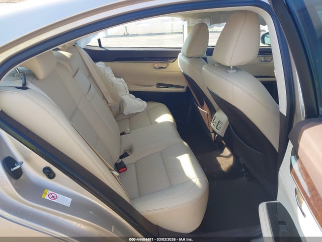 44484481 :رقم المزاد ، 58ABK1GG3GU008208 vin ، 2016 Lexus Es 350 مزاد بيع