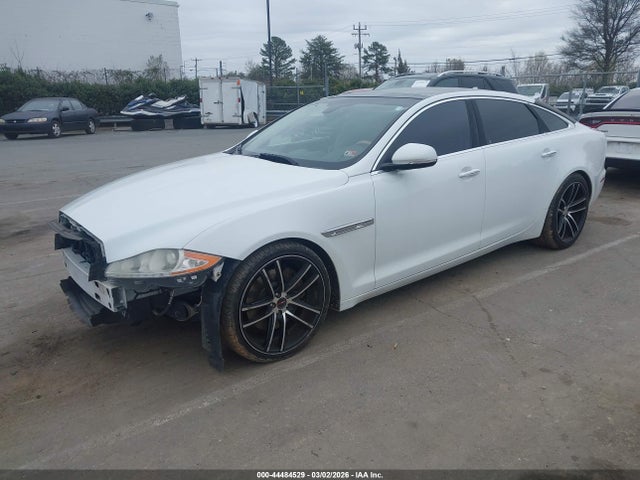 2015 JAGUAR XJ SAJWA2GZ0F8V75573 Photo 1
