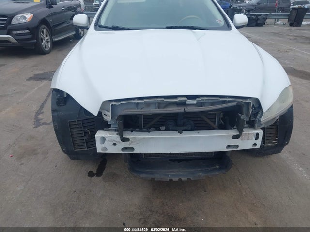 2015 JAGUAR XJ SAJWA2GZ0F8V75573 Photo 5