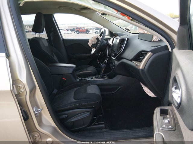 Продажа на аукционе авто 2014 Jeep Cherokee Latitude, vin: 1C4PJLCB2EW204412, номер лота: 44484579