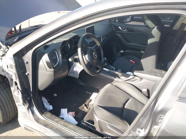JM1BM1K78F1258007 Mazda Mazda3 I Sport
