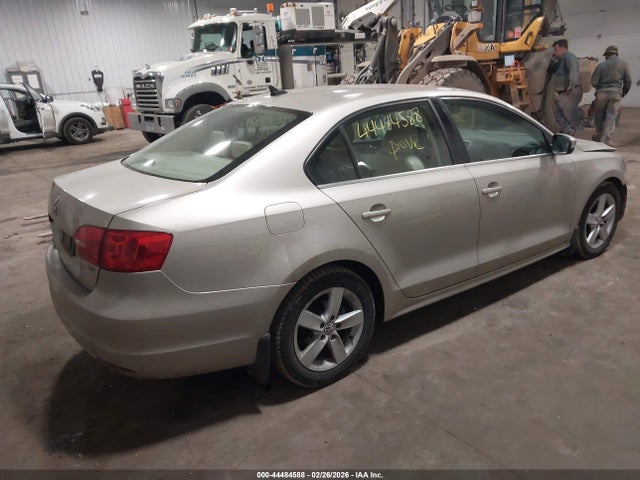 Aukcja sprzedaży 2013 Volkswagen Jetta 2.0l Tdi, vin: 3VWLL7AJ3DM219880, numer aukcji: 44484588