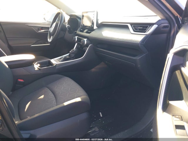 2021 TOYOTA RAV4 HYBRID JTMR6RFV7MJ003183 Photo 4