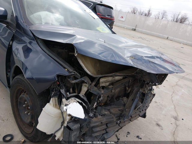 Toyota CAMRY LE 2015 4T4BF1FK9FR483514 Image 16