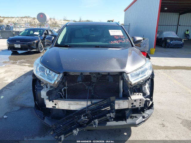 5TDJZRFH1JS851167 Toyota Highlander Xle