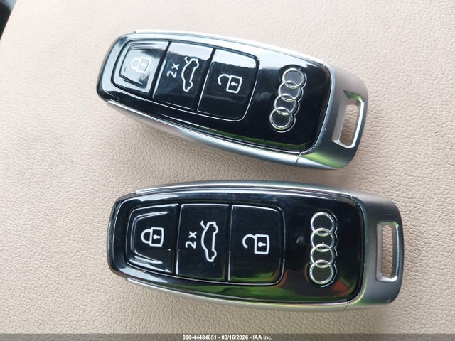 44484651 :رقم المزاد ، WA1BVBF19SD008030 vin ، 2025 Audi Q8 Premium Plus 55 Tfsi Quattro مزاد بيع