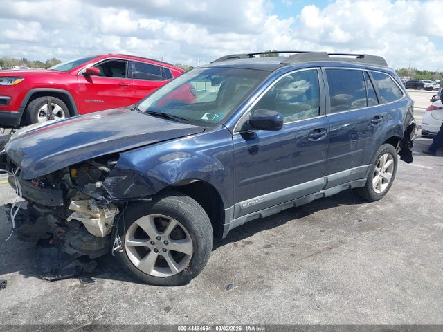 2014 Subaru Outback 2.5i Limited მანქანა იყიდება აუქციონზე, vin: 4S4BRBLC1E3262269, აუქციონის ნომერი: 44484664
