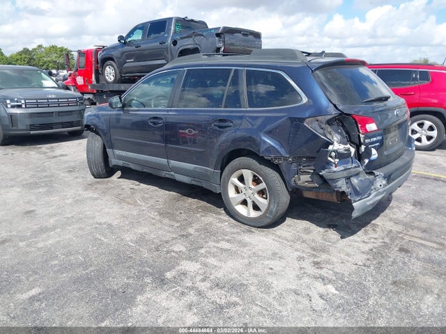 2014 Subaru Outback 2.5i Limited მანქანა იყიდება აუქციონზე, vin: 4S4BRBLC1E3262269, აუქციონის ნომერი: 44484664