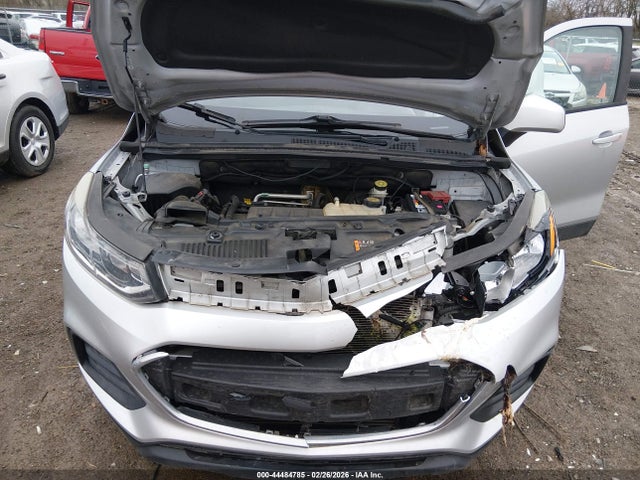 KL7CJNSB3HB247211 Chevrolet TRAX LS