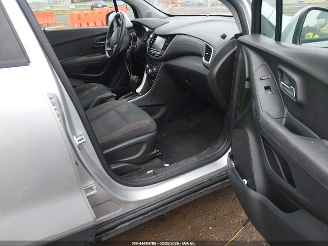 KL7CJNSB3HB247211 Chevrolet TRAX LS