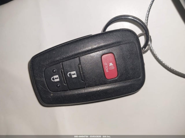 JTNKHMBX0K1038758 Toyota C-hr Limited