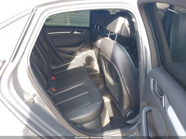 WAUAUGFF9KA120337 Audi A3 40 Premium/40 Titanium Premium