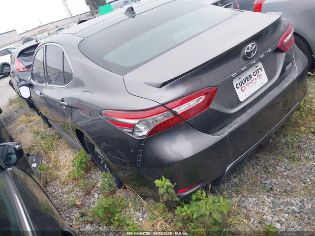 4T1B61HK5KU818057 Toyota CAMRY XSE